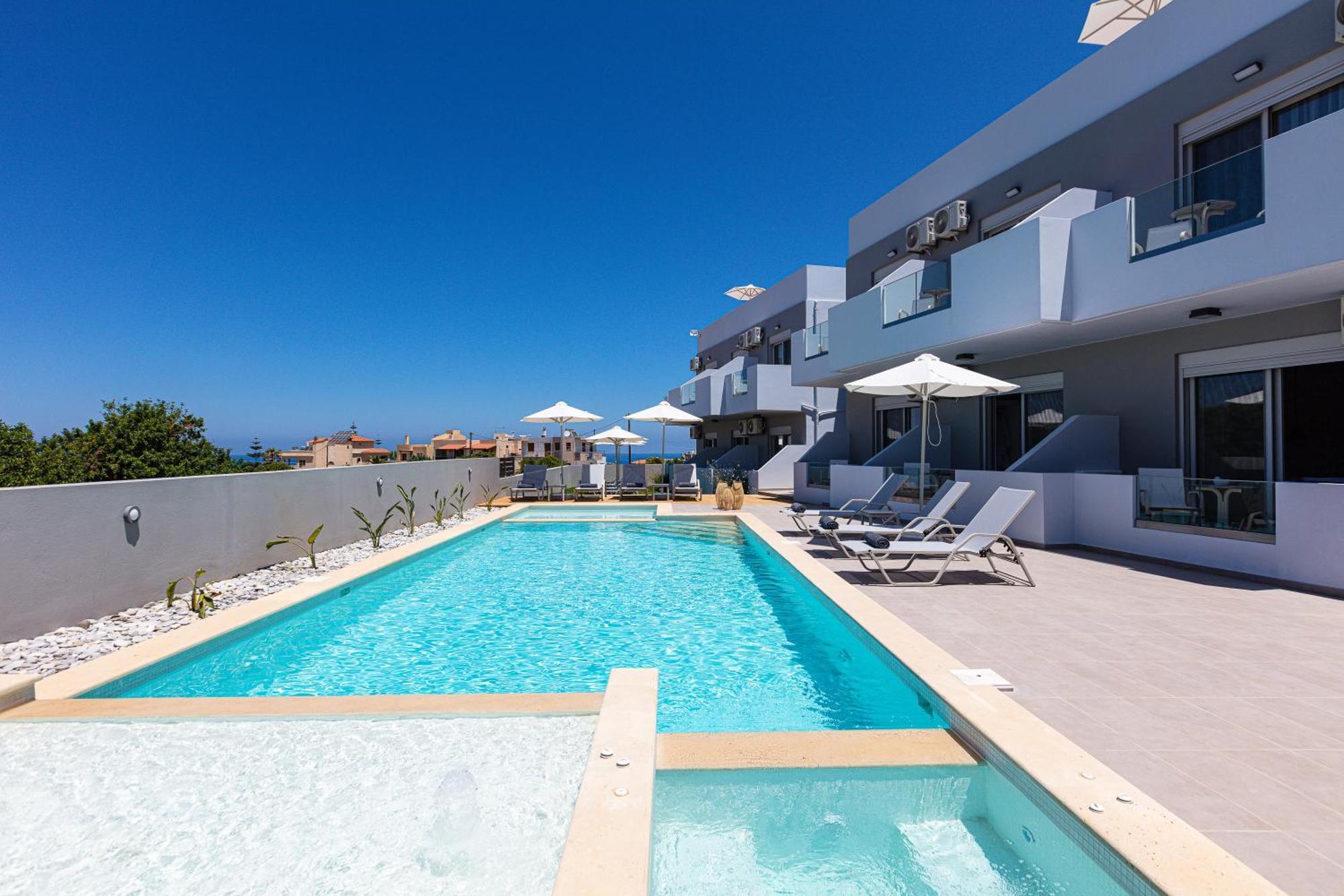 Evilio Suites, Inspired Family Retreat, Βy Thinkvilla Skaleta Exterior photo